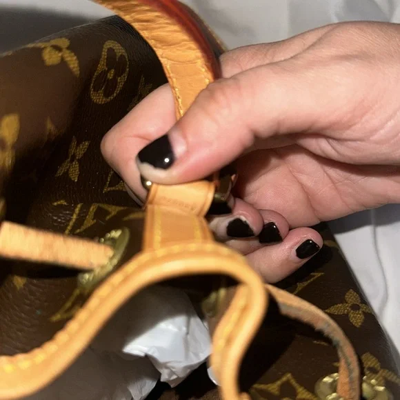 Louis Vuitton Monogram Mini Noe Hand Bag - Picture 4 of 14